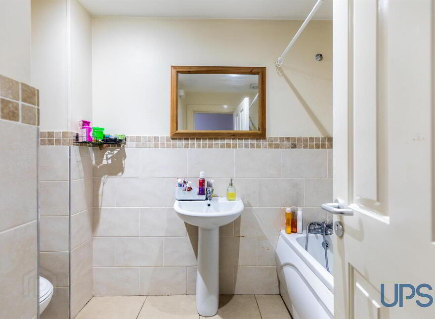 Apt 15 Casement Manor, 91 -93 Andersonstown Road, Belfast, BT11 9BS