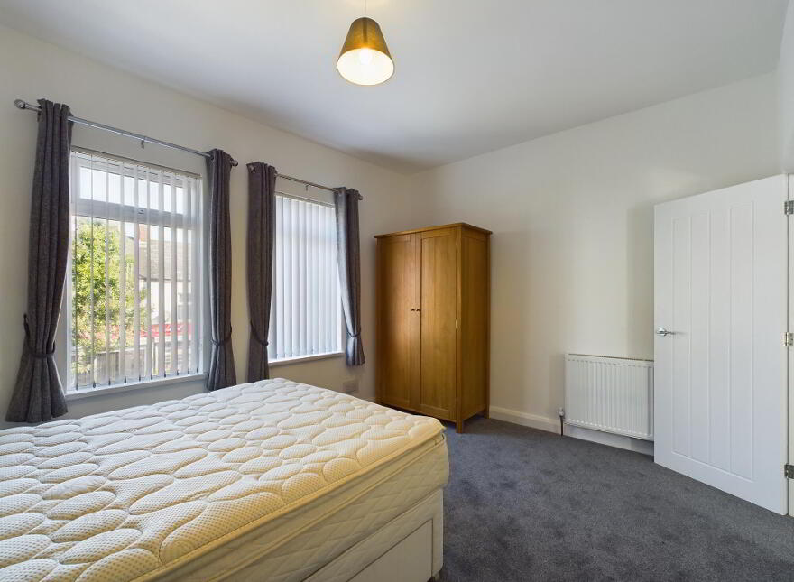 204 Donegall Road, Belfast, BT12 5NE