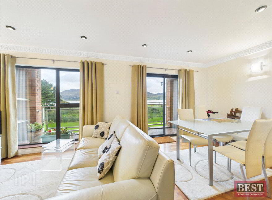 30 Moygannon Court, Warrenpoint, Newry, BT34 3JW