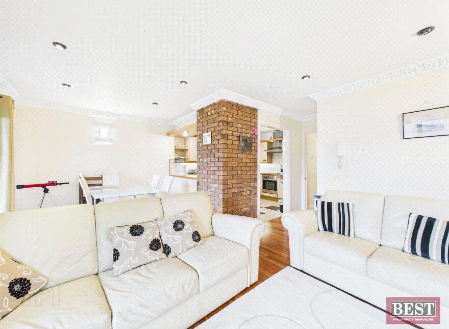 30 Moygannon Court, Warrenpoint, Newry, BT34 3JW