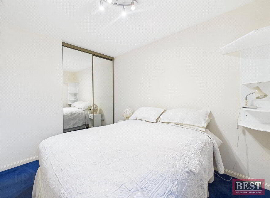 30 Moygannon Court, Warrenpoint, Newry, BT34 3JW