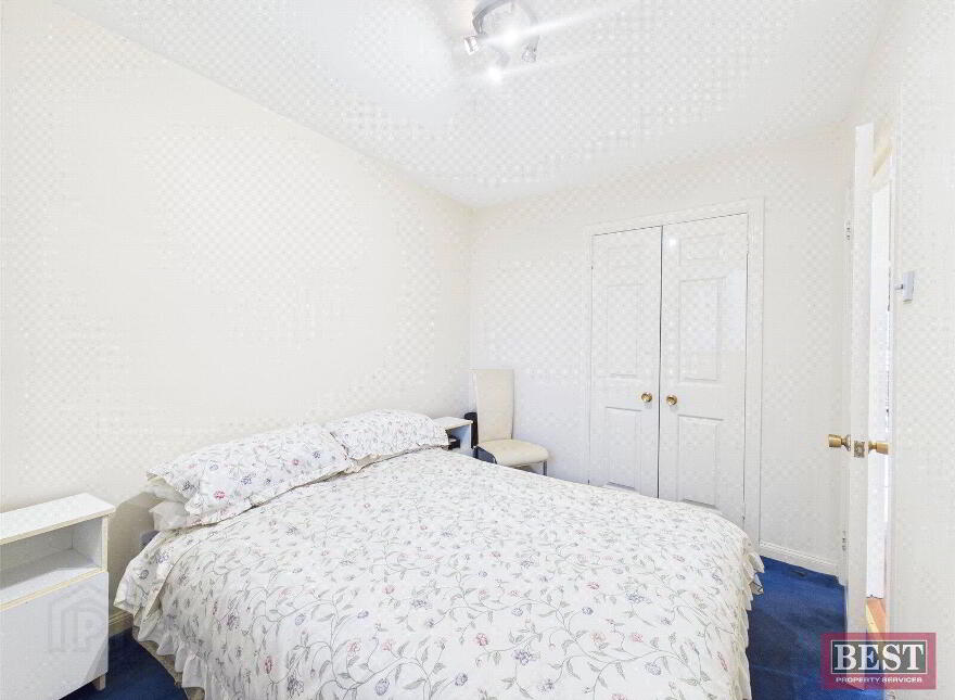 30 Moygannon Court, Warrenpoint, Newry, BT34 3JW
