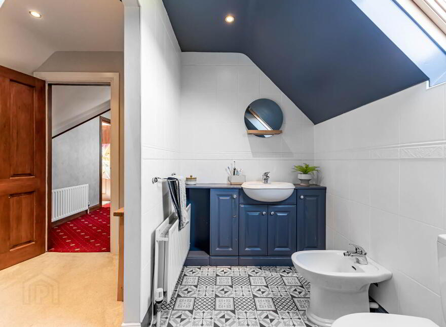 Holly Lodge, 26 Beanstown Road, Lisburn, BT28 3QS