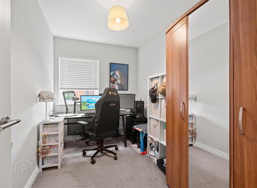 Apt 3, 2 Loughan Hall, Dundonald, Belfast, BT16 2FP