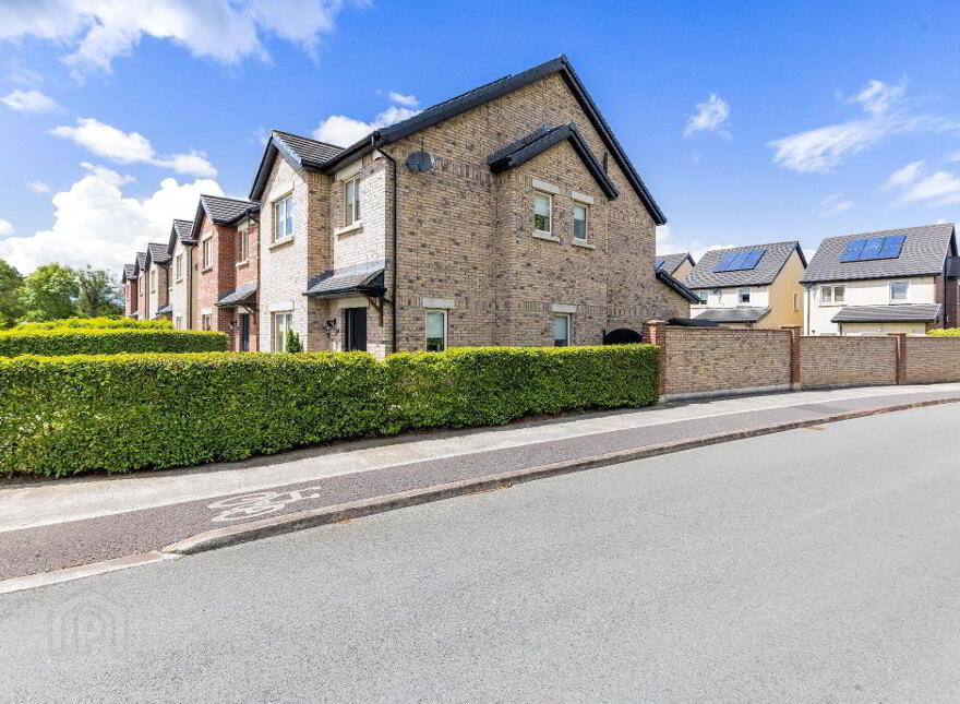 33 Kelletts Grove, Dunshaughlin, A85K098