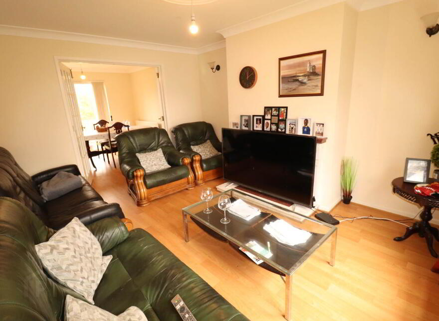 18 Glebe Park, Enniskillen, BT74 4DB
