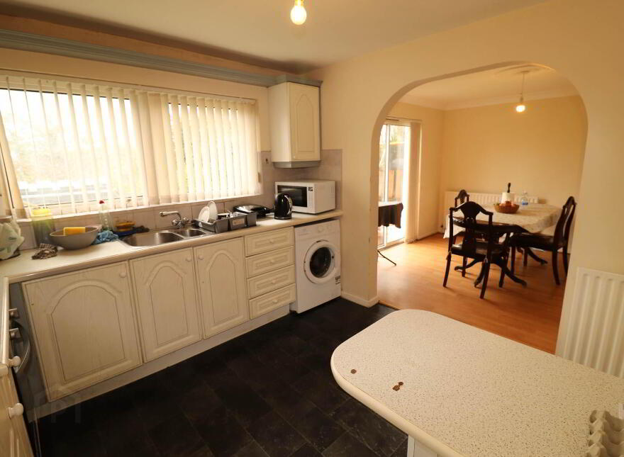 18 Glebe Park, Enniskillen, BT74 4DB