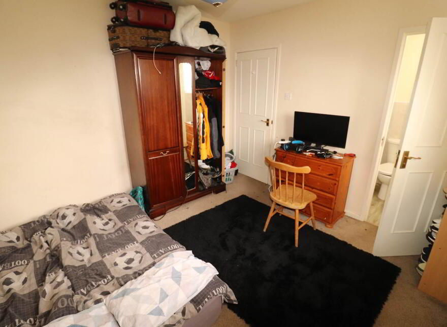 18 Glebe Park, Enniskillen, BT74 4DB