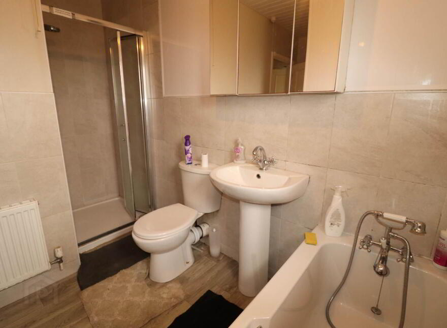 18 Glebe Park, Enniskillen, BT74 4DB