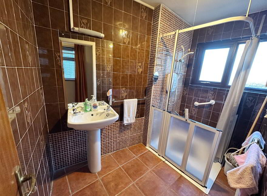 18 Kilmorey Street, Newry, BT34 2DE