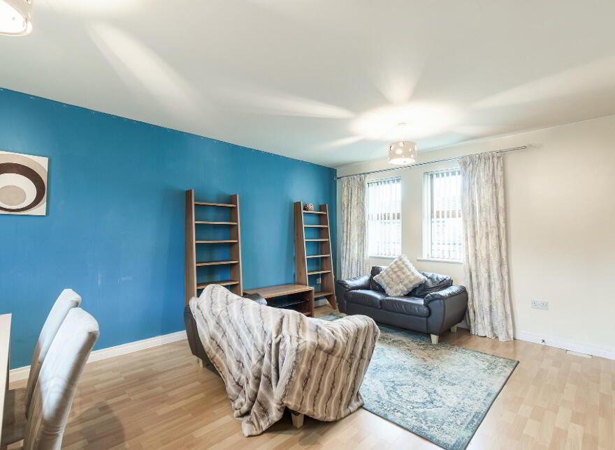 8 Manor Court, Moira, BT67 0TL