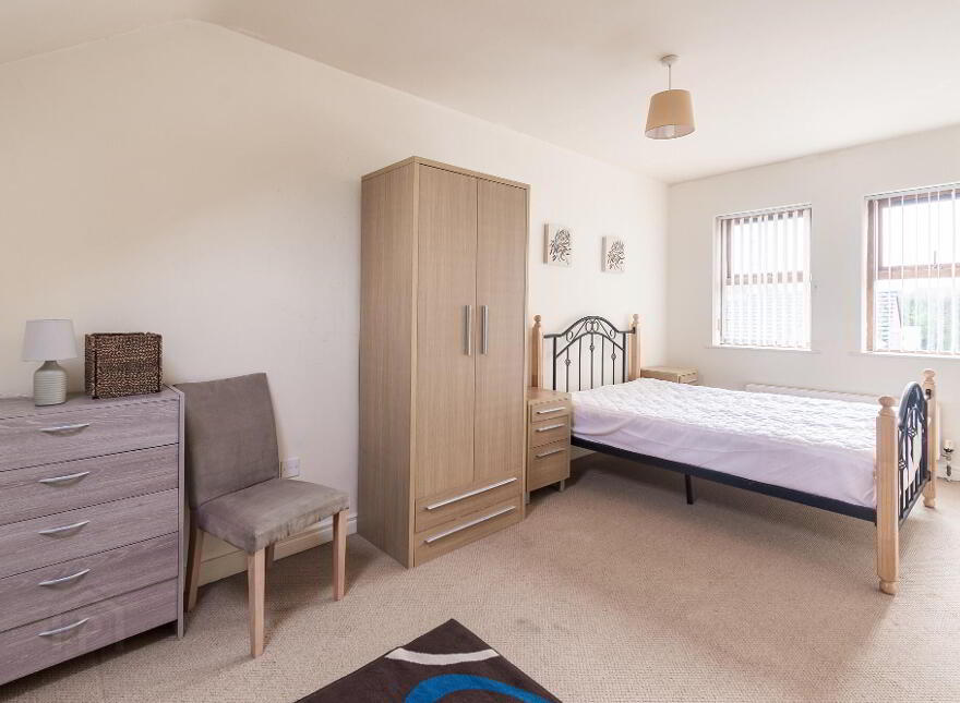 8 Manor Court, Moira, BT67 0TL