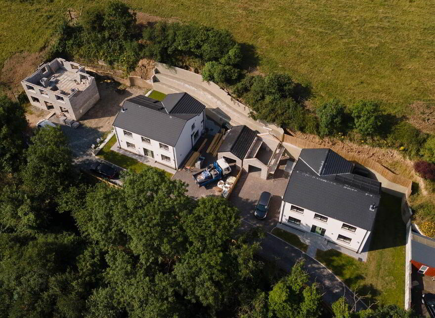 Site 1 41 Moss Road, Ballynahinch, BT24 8EG