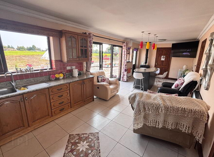 Lissane, Clarecastle, Ennis, Co.clare, V95N2X0