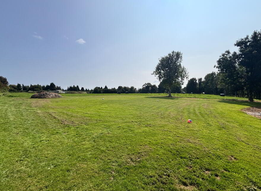 Lissane, Clarecastle, Ennis, Co.clare, V95N2X0