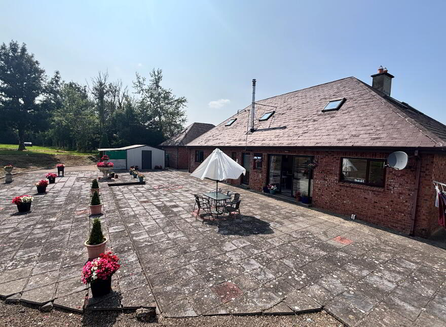 Lissane, Clarecastle, Ennis, Co.clare, V95N2X0