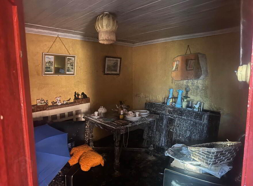 Closh House, Meenies Middle, Drimoleague, P47XD66