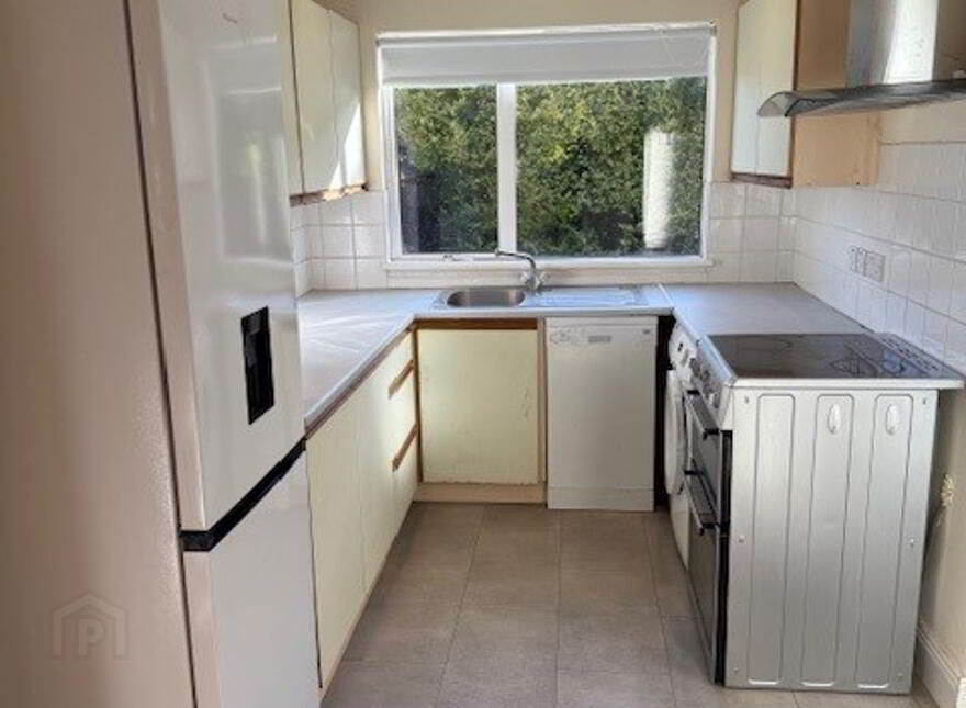 6 Willesden Park, Belfast, BT9 5GX