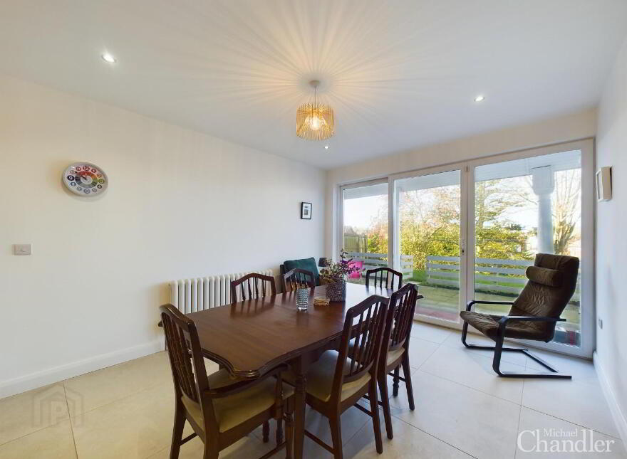 19 Glennor Crescent, Carryduff, Belfast, BT8 8HW