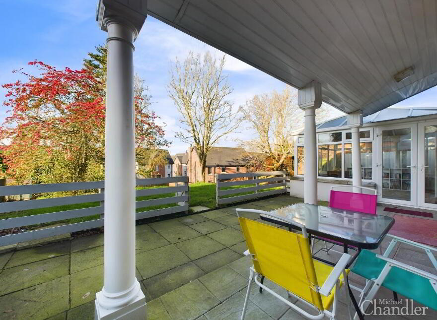 19 Glennor Crescent, Carryduff, Belfast, BT8 8HW