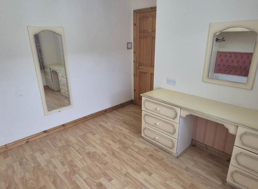 16 Steelstown Road, Derry, BT48 8EU