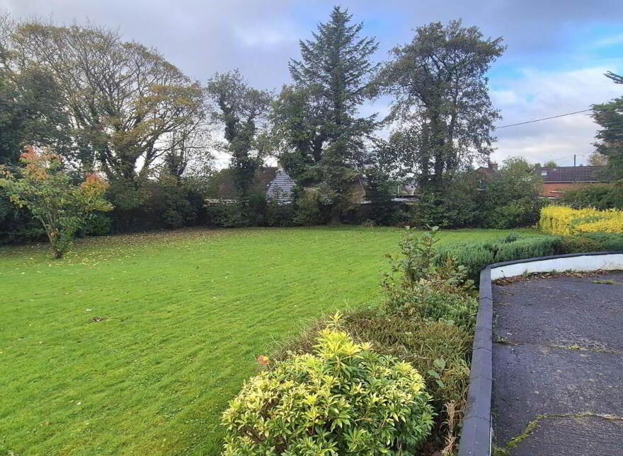 16 Steelstown Road, Derry, BT48 8EU