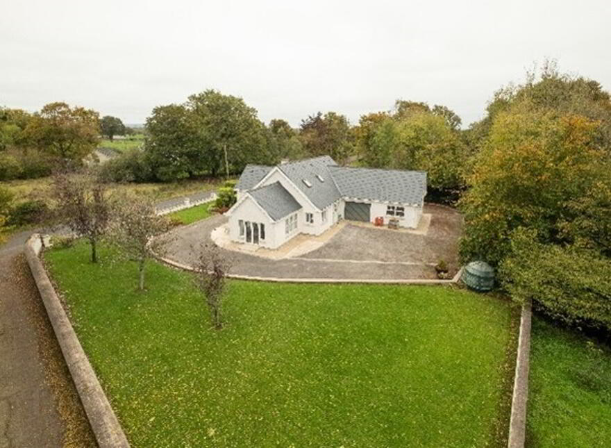 10 Gorteen Road, Derrylin, Enniskillen, BT92 9AL