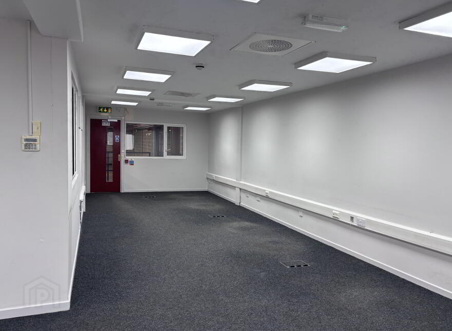 Unit 8-10 Pinebank, Channel Commercial Park, Queens Road, Titanic Quar...Belfast, BT3 9DT