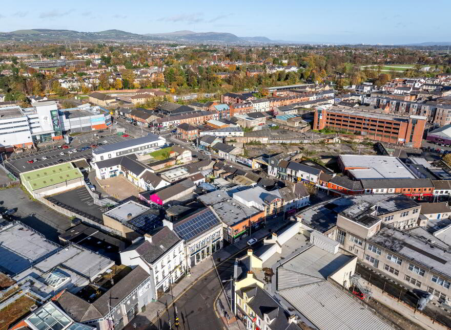 58-60 Bow Street / 1 Bow Lane, Lisburn, BT28 1AU