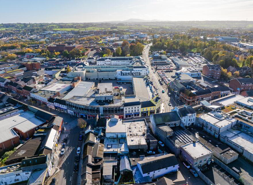 58-60 Bow Street / 1 Bow Lane, Lisburn, BT28 1AU