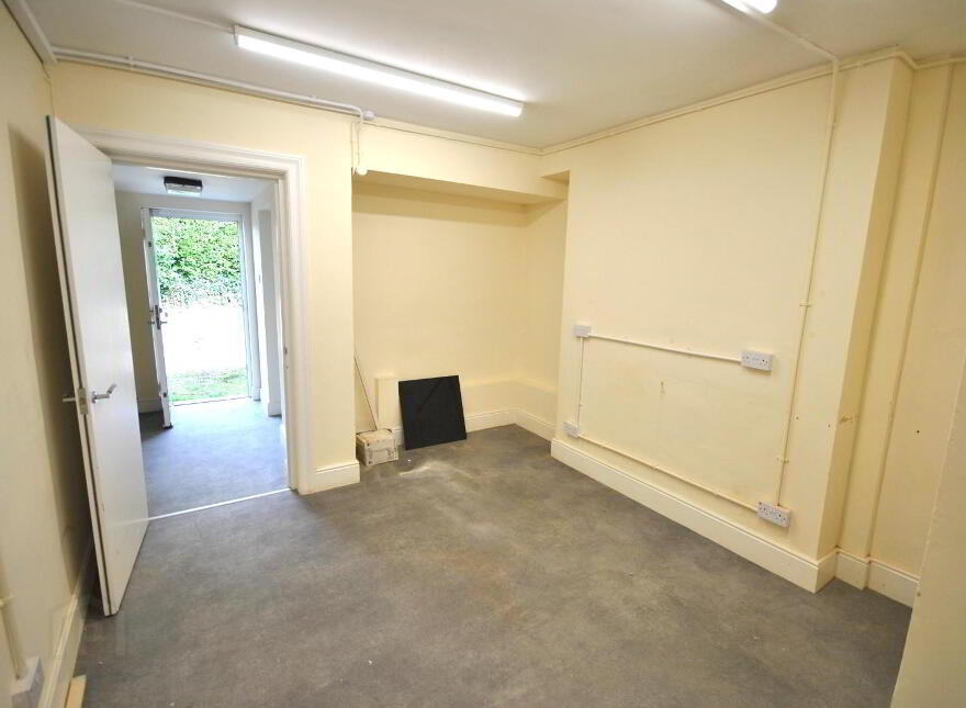 127 High Street, Bangor, BT20 5BD