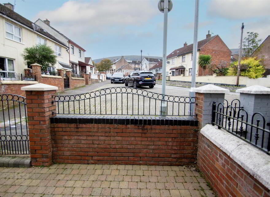 9 Norglen Parade, Belfast, BT11 8DN