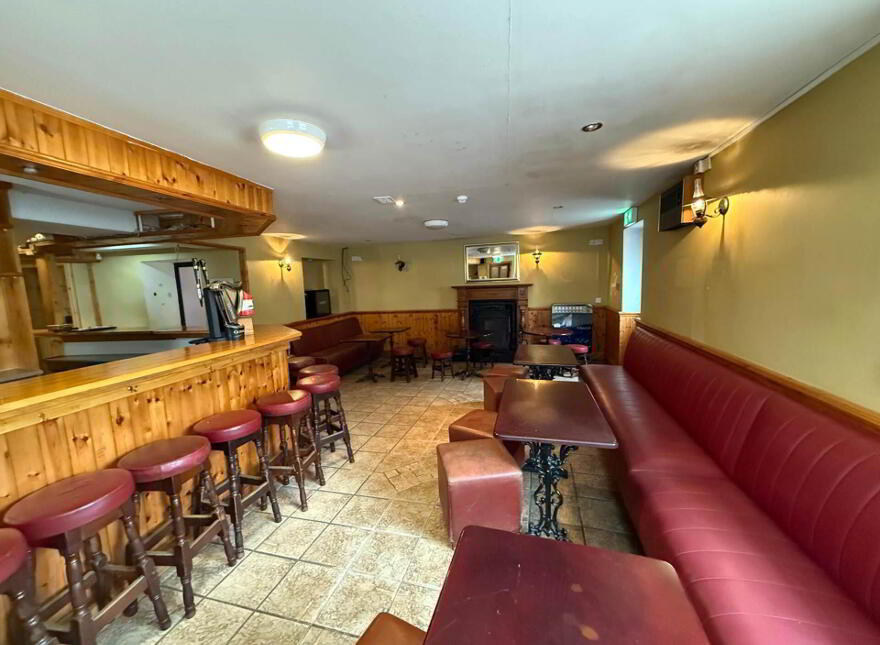 Knightly`s Bar, Castlemaine, V93E898