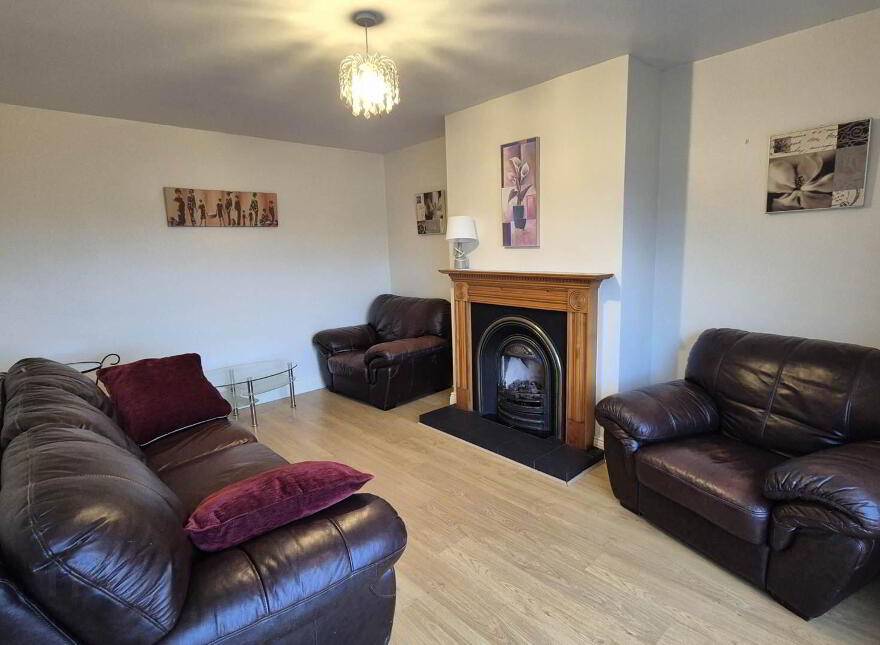 90 The Green, Letterkenny, F92EE78
