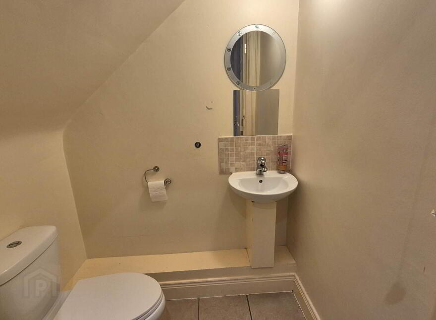 90 The Green, Letterkenny, F92EE78