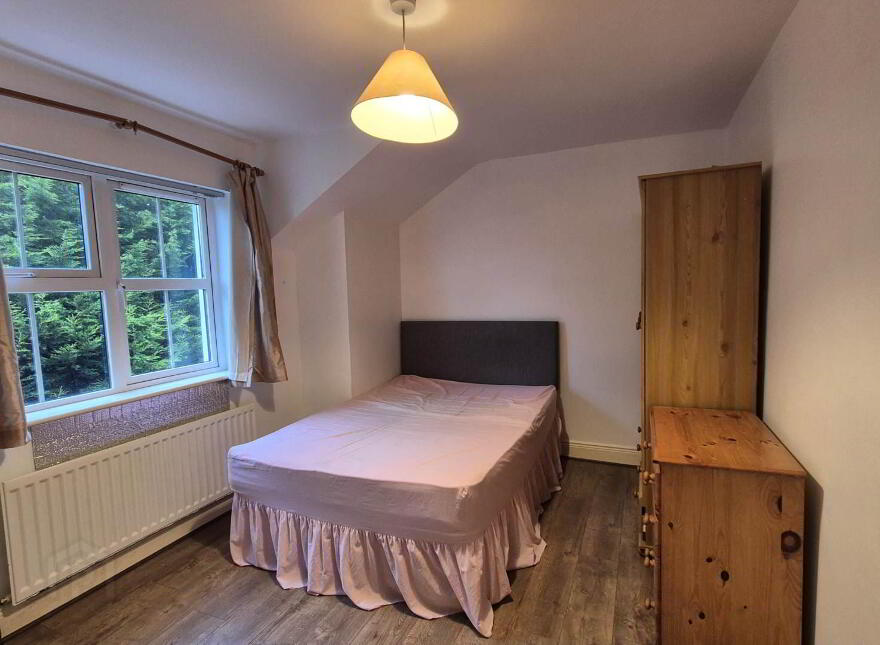 90 The Green, Letterkenny, F92EE78
