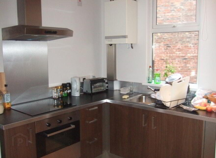 Flat1, 120 Lisburn Road, Belfast, BT9 6AH