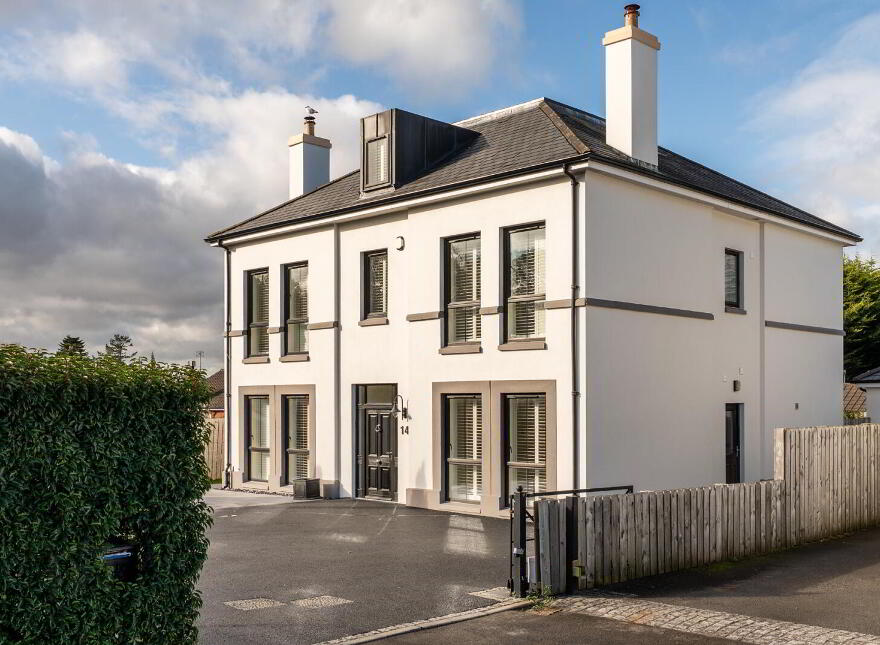 14 Old Quay Court, Holywood, BT18 0HT