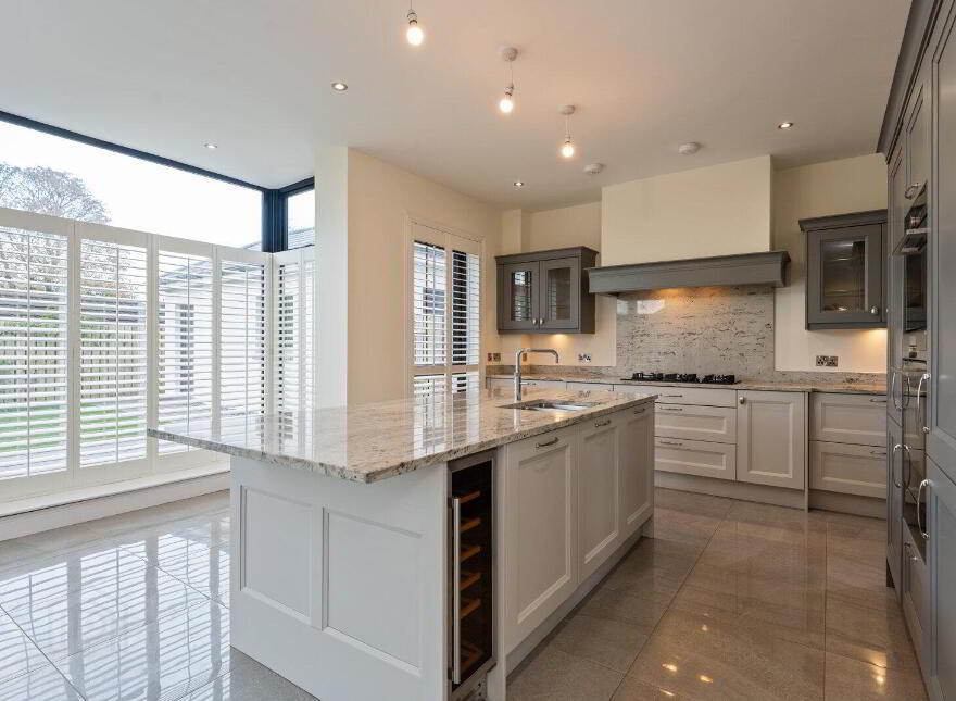 14 Old Quay Court, Holywood, BT18 0HT