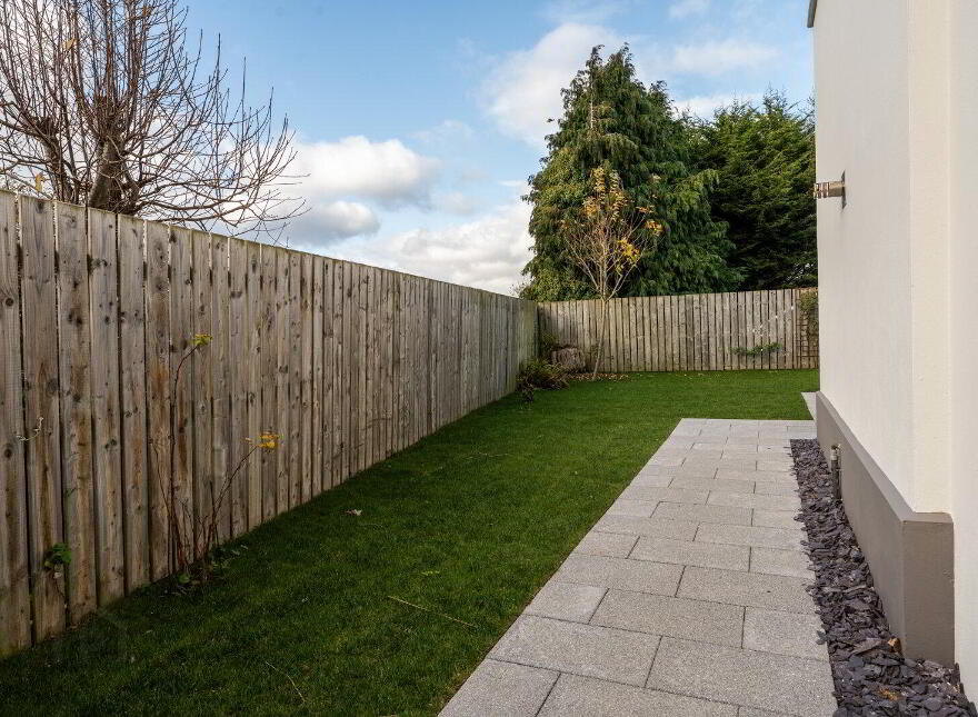 14 Old Quay Court, Holywood, BT18 0HT