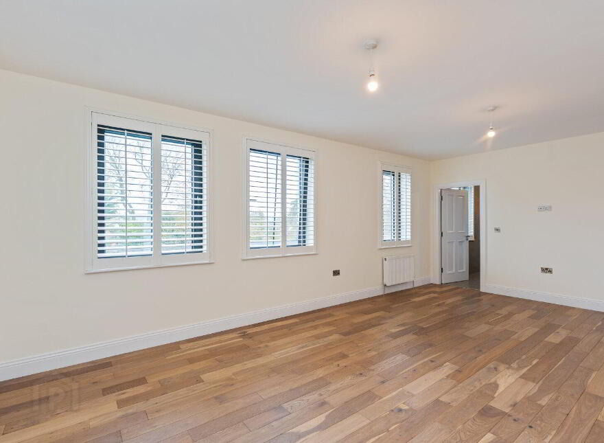 14 Old Quay Court, Holywood, BT18 0HT