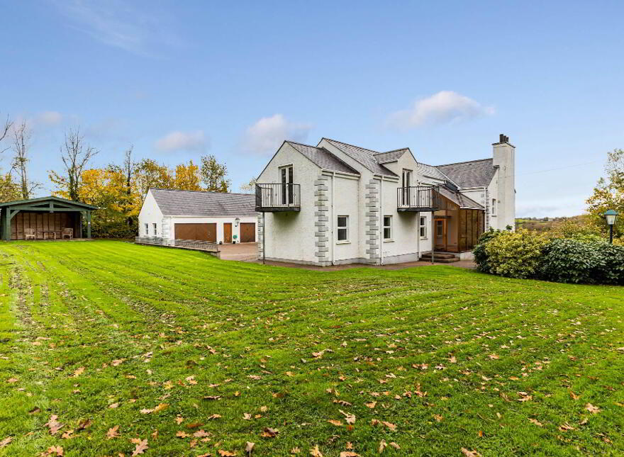 57 Lough Road, Lisburn, BT27 6TS
