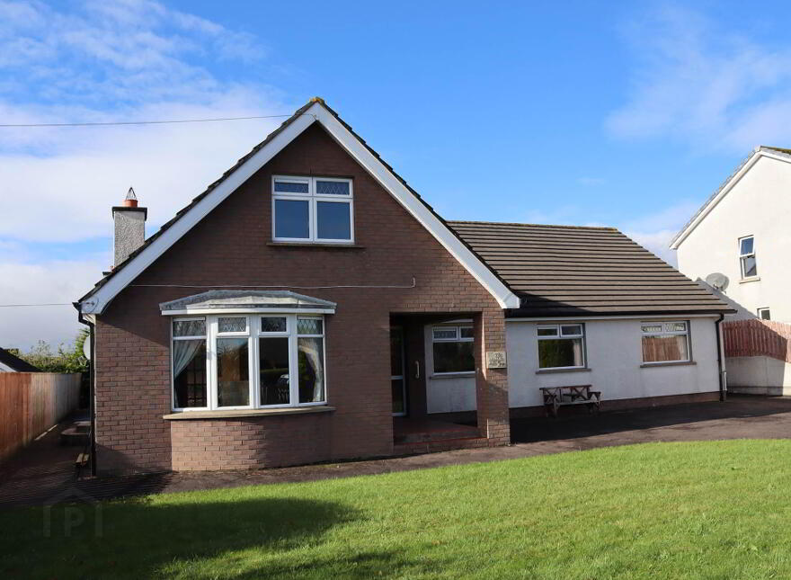 72 Moyle Road, Ballycastle, BT54 6LG