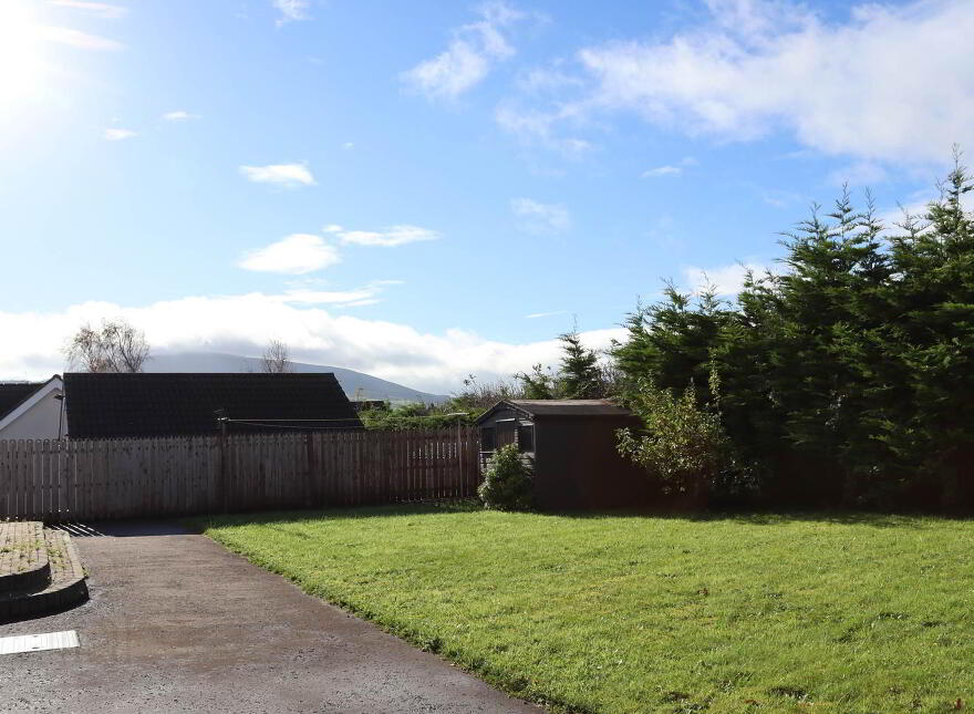 72 Moyle Road, Ballycastle, BT54 6LG