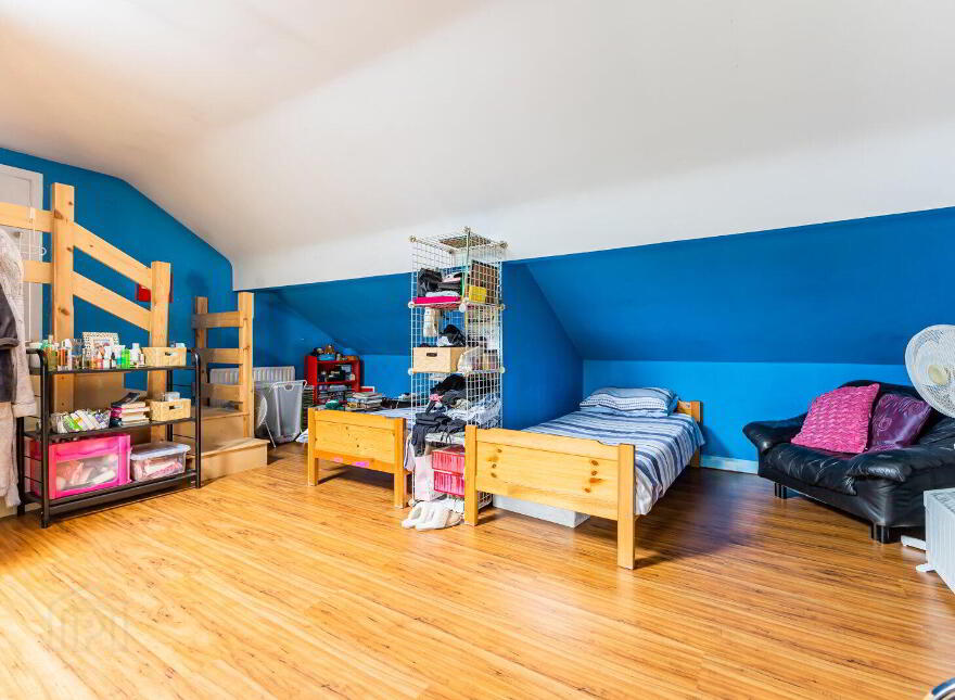 7 Gracemount Park, Off Cairnshill Road, Belfast, BT8 6GS