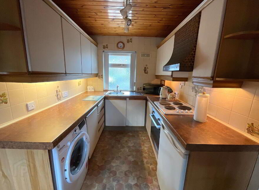 135 West Circular Road, Belfast, BT13 3QE