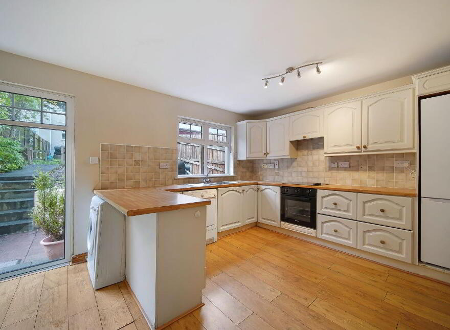 16 Beechwood Park, Letterkenny, F92VNP4