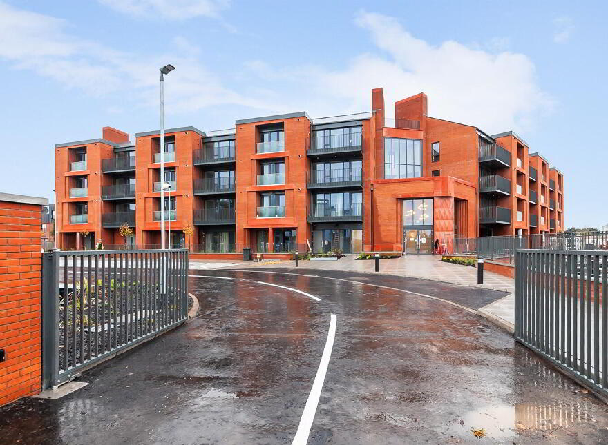 Apt 6, 10 Kings Hall Lane, Balmoral Avenue, Belfast, BT9 9PS