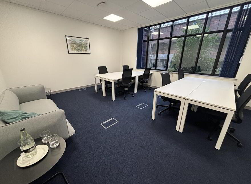 HQ Serviced Offices, Weavers Business Park, Belfast, BT12 5GH