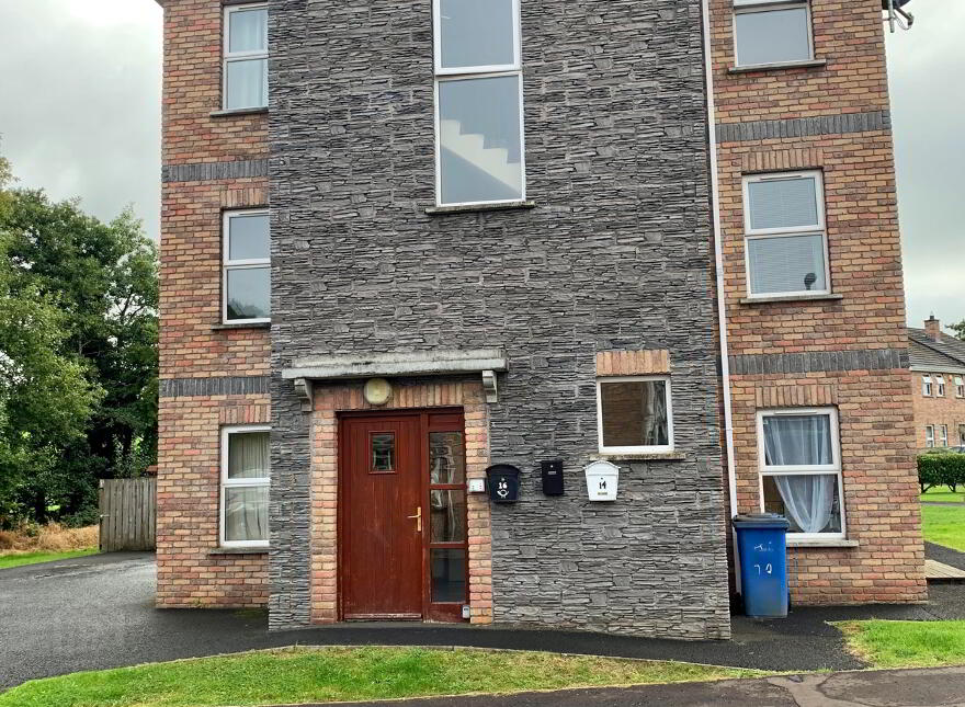 15 Niblock Oaks, Off Springfarm Road, Antrim, BT41 2DJ